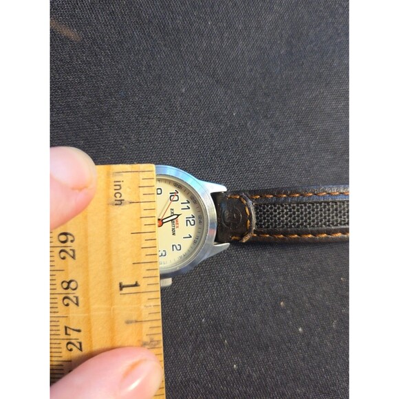 Women's TIMEX "Expedition" Watch Indiglo Water Resistant 50 M Leather Band EUC - Picture 6 of 6